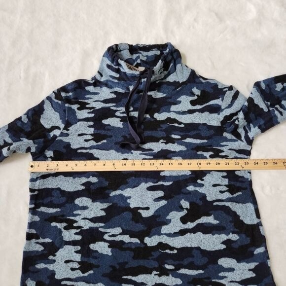 Kenneth Cole Reaction Womens camo Funnel Neck pullover - Picture 9 of 16